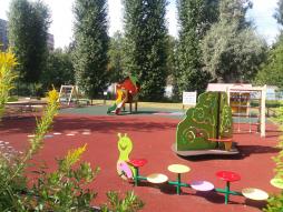 Уличная площадка гр. Ягодка